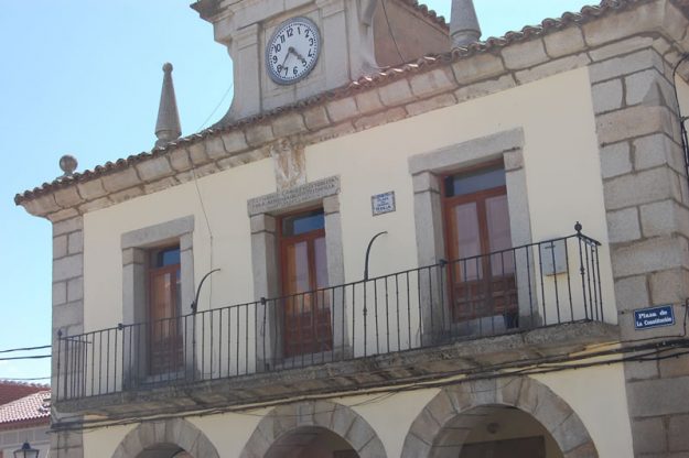 san-juan-de-la-nava-ayuntamiento-2